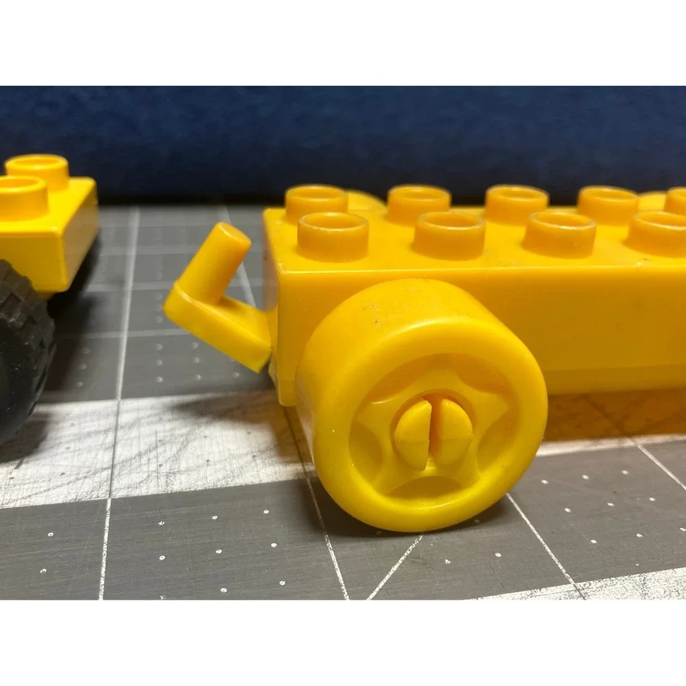 Duplo lego huge